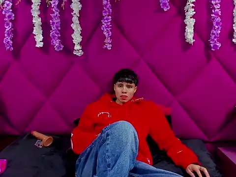 Snapshot of Bruno_Cruzz chatting on 27, 9, 2025 Bruno Cruzz online show from 27, 9, 2025