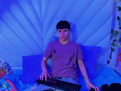 Snapshot of Bruno_Cruzz chatting on 16, 10, 2025 Bruno Cruzz online show from 16, 10, 2025