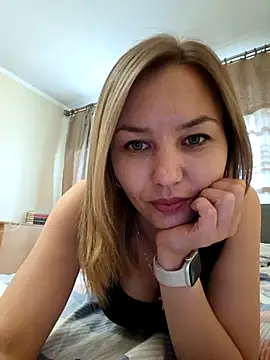 Snapshot of VeroLoverx chatting on 24, 9, 2025 VeroLoverx online show from 24, 9, 2025