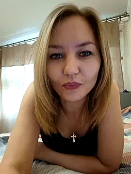 Snapshot of VeroLoverx chatting on 28, 9, 2025 VeroLoverx online show from 28, 9, 2025