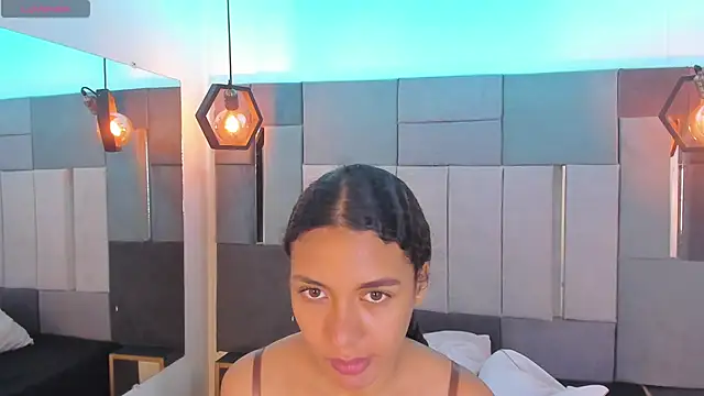 VictoriaDuart online show from 25, 2, 2026