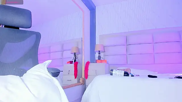 BritanyBrown  online show from 26, 4, 2026