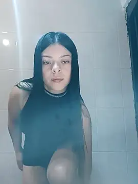 LunaJacobs online show from 9, 10, 2025