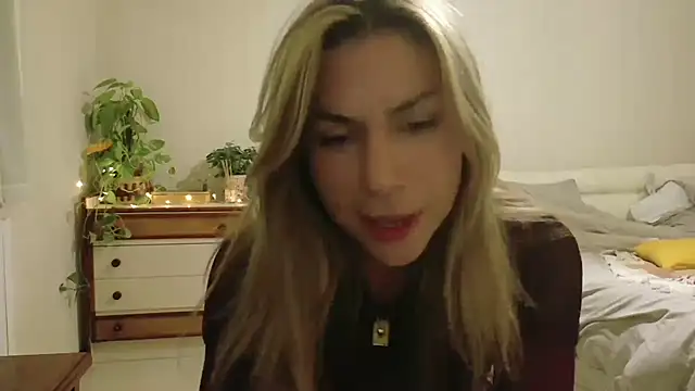 wonderalice31 online show from 4, 11, 2025