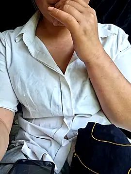 ALIENHR38 online show from 5, 4, 2026