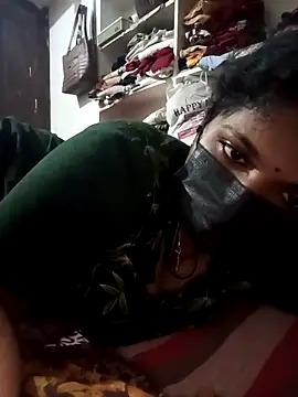 Snapshot of swetha01430 chatting on 10, 9, 2025 swetha01430 online show from 10, 9, 2025