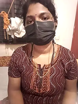 Snapshot of swetha01430 chatting on 14, 9, 2025 swetha01430 online show from 14, 9, 2025