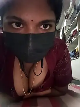 Snapshot of swetha01430 chatting on 16, 9, 2025 swetha01430 online show from 16, 9, 2025