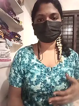 Snapshot of swetha01430 chatting on 18, 9, 2025 swetha01430 online show from 18, 9, 2025