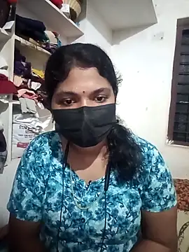 Snapshot of swetha01430 chatting on 8, 10, 2025 swetha01430 online show from 8, 10, 2025