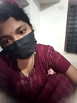 Snapshot of swetha01430 chatting on 12, 10, 2025 swetha01430 online show from 12, 10, 2025