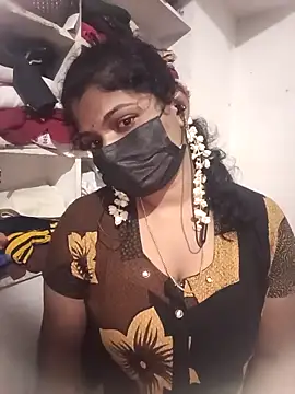 Snapshot of swetha01430 chatting on 19, 10, 2025 swetha01430 online show from 19, 10, 2025