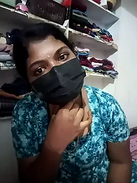 Snapshot of swetha01430 chatting on 23, 10, 2025 swetha01430 online show from 23, 10, 2025