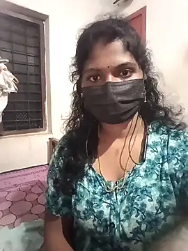 Snapshot of swetha01430 chatting on 9, 11, 2025 swetha01430 online show from 9, 11, 2025