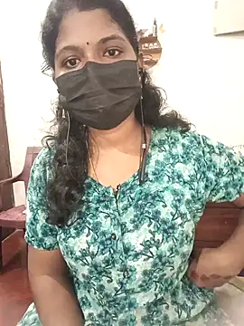 Snapshot of swetha01430 chatting on 10, 11, 2025 swetha01430 online show from 10, 11, 2025