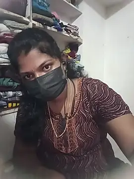 Snapshot of swetha01430 chatting on 16, 11, 2025 swetha01430 online show from 16, 11, 2025