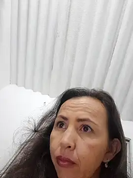 Snapshot of zaira_spice chatting on 5, 10, 2025 zaira spice online show from 5, 10, 2025