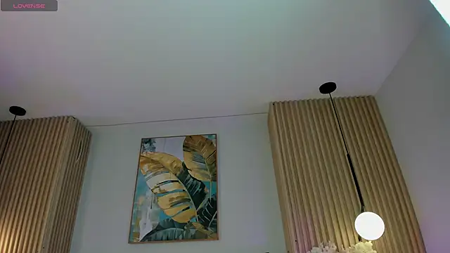 Mila Hank  online show from 24, 3, 2026