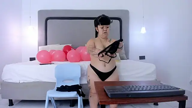 PamelaBonnet mml online show from 25, 4, 2026