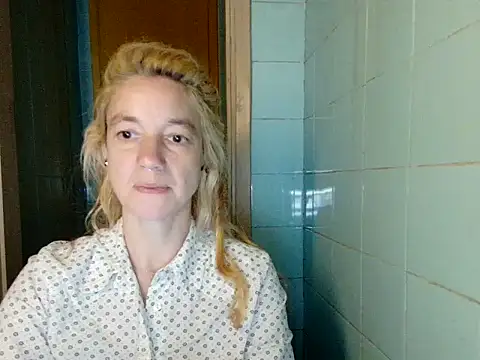 Snapshot of Senhoritajesus42 chatting on 10, 3, 2026 Senhoritajesus42 online show from 10, 3, 2026