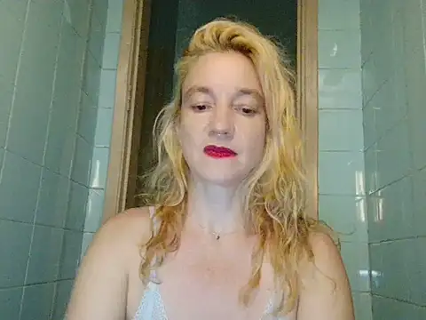 Snapshot of Senhoritajesus42 chatting on 11, 3, 2026 Senhoritajesus42 online show from 11, 3, 2026