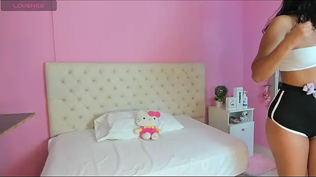 kiity horny  online show from 27, 4, 2026