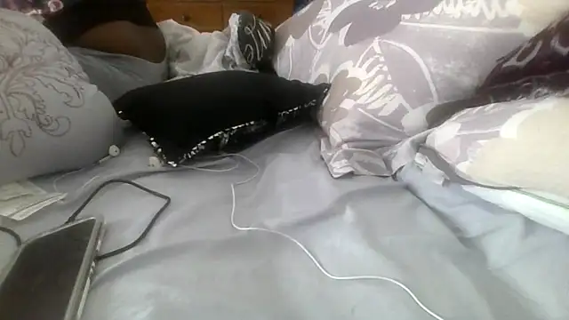 prettymaa online show from 6, 1, 2026