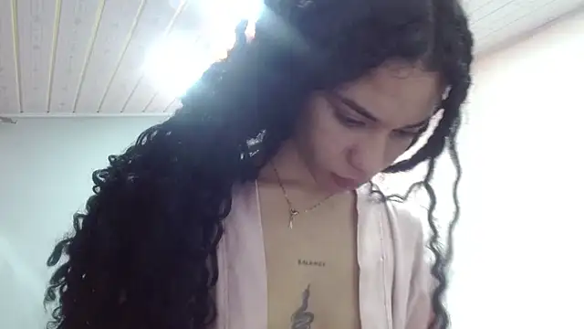 canelasexy 1 online show from 18, 10, 2025