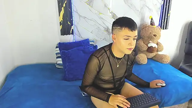 christopher Hot online show from 6, 6, 2026