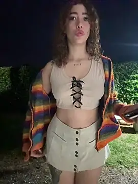 roxyrougee online show from 24, 4, 2026