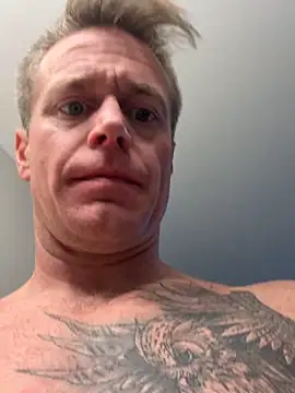 DILFiGuess11 online show from 28, 10, 2025