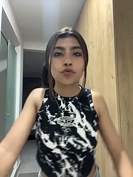 DianeSuns  online show from 26, 4, 2026