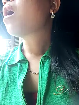 Snapshot of may-squirl chatting on 6, 10, 2025 may-squirl online show from 6, 10, 2025