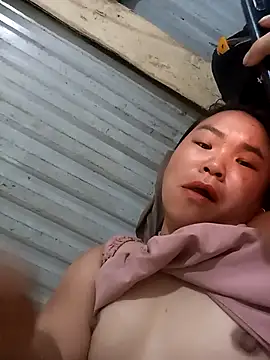 Snapshot of may-squirl chatting on 11, 10, 2025 may-squirl online show from 11, 10, 2025