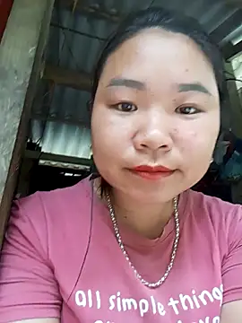 Snapshot of may-squirl chatting on 15, 10, 2025 may-squirl online show from 15, 10, 2025