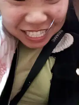 Snapshot of may-squirl chatting on 14, 11, 2025 may-squirl online show from 14, 11, 2025