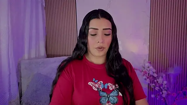 Kayleemorales online show from 8, 6, 2026