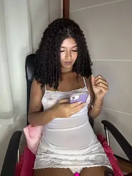 larajuli online show from 17, 5, 2026