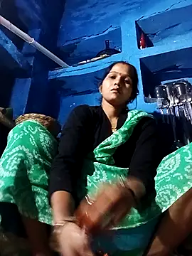 Jooli xx online show from 12, 10, 2025