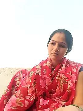 Jooli xx online show from 18, 4, 2026