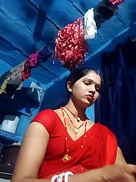 Jooli xx online show from 19, 4, 2026