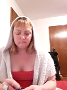 Snapshot of LiluLiluLilu chatting on 8, 11, 2025 LiluLiluLilu online show from 8, 11, 2025