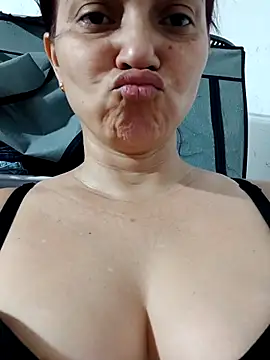 Amanda39 online show from 12, 9, 2025