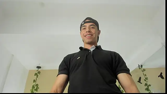 Muscle Scott online show from 27, 10, 2025