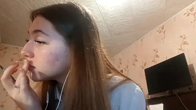 Sophiecuttie online show from 10, 9, 2025