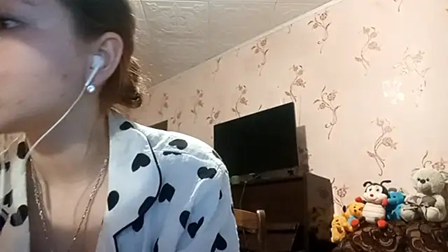 Sophiecuttie online show from 20, 9, 2025