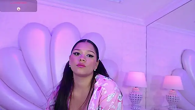 HatsaJones online show from 27, 9, 2025