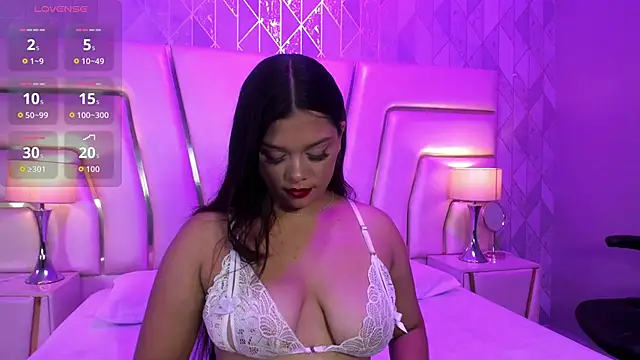 HatsaJones online show from 4, 11, 2025