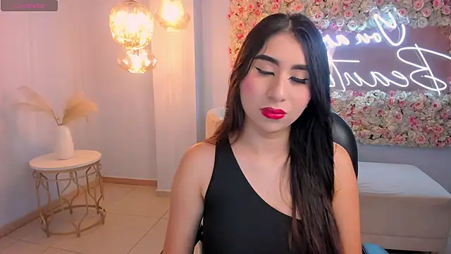 MayaMoretti  online show from 22, 10, 2025