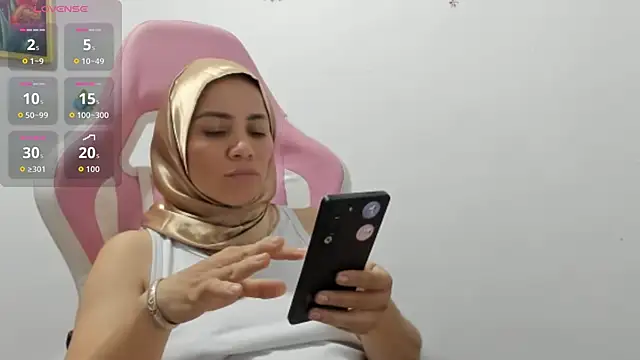 Snapshot of dalila_kemur chatting on 26, 11, 2025 dalila kemur online show from 26, 11, 2025